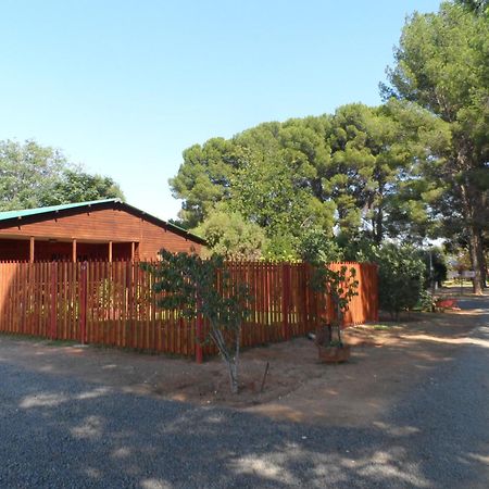 A Cherry Lane Self Catering And B&B Bloemfontein Exterior photo