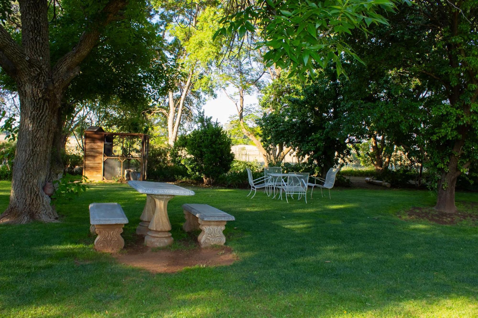 A Cherry Lane Self Catering And B&B Bloemfontein Exterior photo