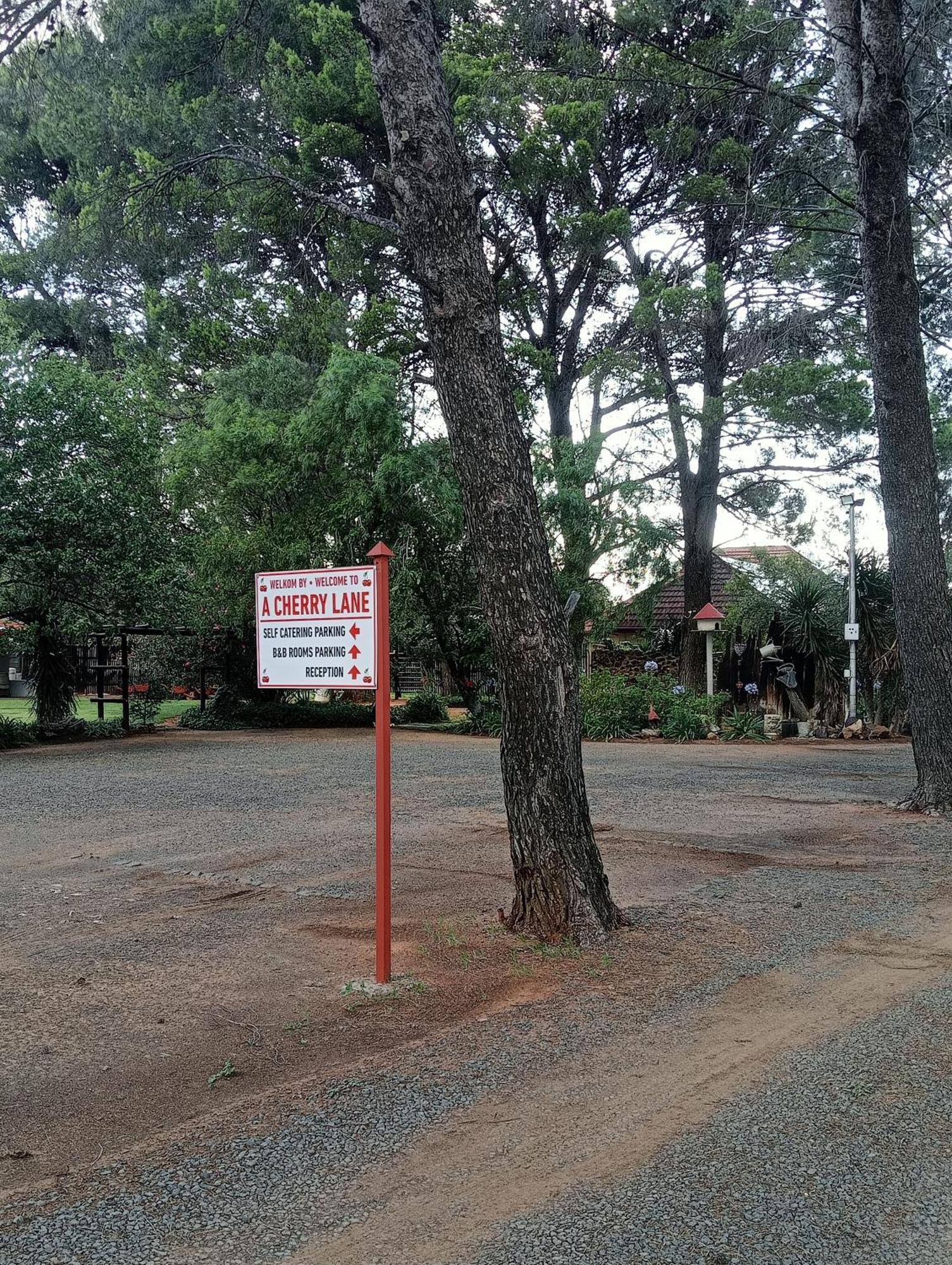 A Cherry Lane Self Catering And B&B Bloemfontein Exterior photo